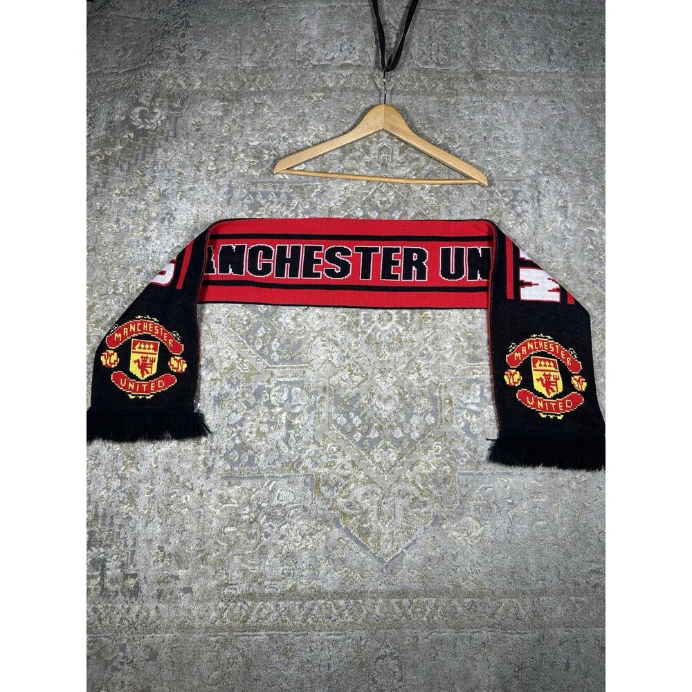 Official Licensed Manchester United F.C. Knit Scarf